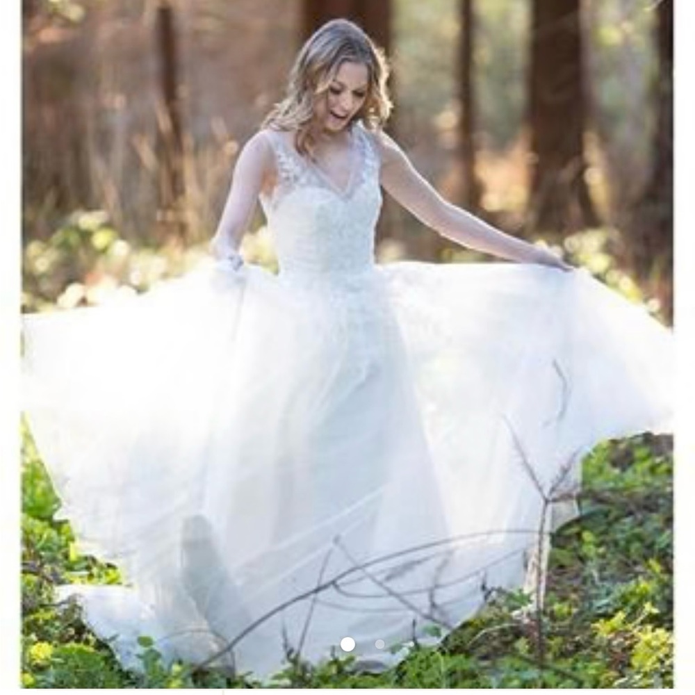Willowby by Watters Bali size 4 Wedding Dress